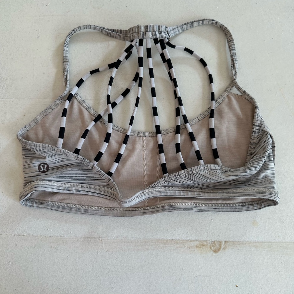 Lululemon bra